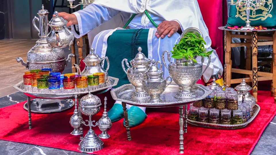 Moroccan Mint Tea Preparation and Traditions: Authentic Recipes & Cultural Guide